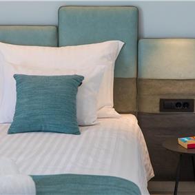 Luxury 5-Bedroom Villa with Sea-Views and Infinity Pool near Dubrovnik – Sleeps 10